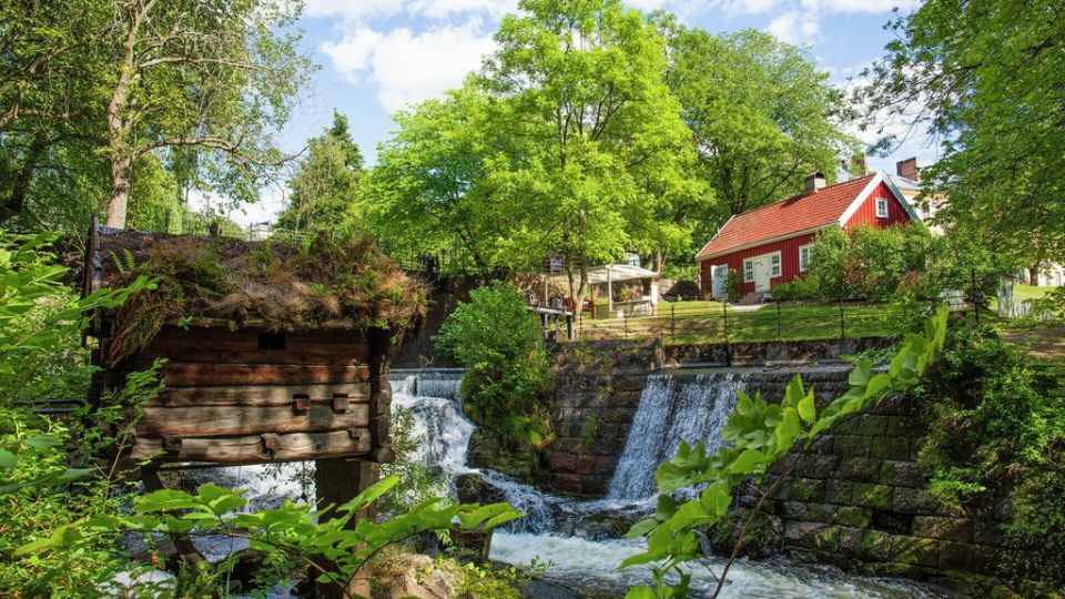 Oslo Private Tour: Hidden Gems City Walk With Local & Dog - Additional Tips for Travelers