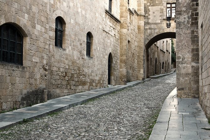 Outdoor Scavenger Hunt and Tour of Rhodes Old Town - Accessibility Information