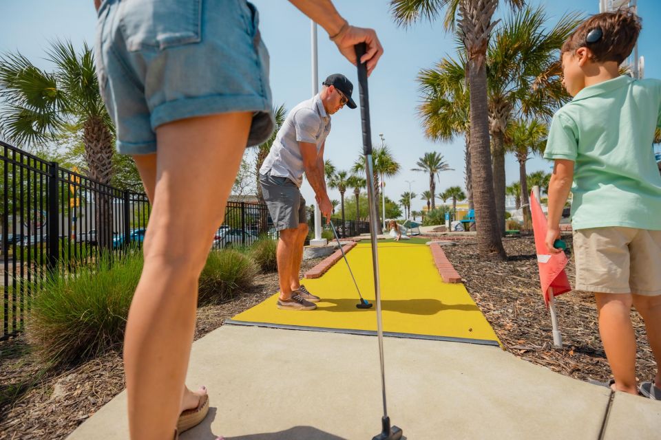 Panama City Beach: SkyWheel Miniature Golf Pass - Option to Ride the SkyWheel