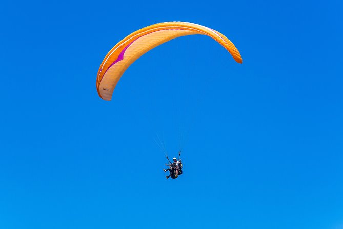 Paragliding Tandem Flight 1.500 Ft & up - Meeting and Pickup Options