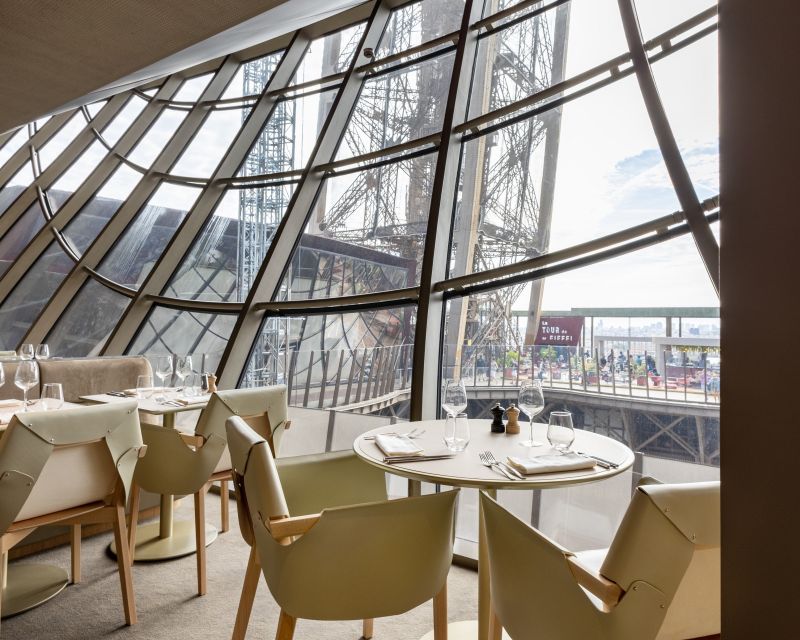 Paris: Eiffel Towers Madame Brasserie Dinner Experience - Inclusions and Accessibility