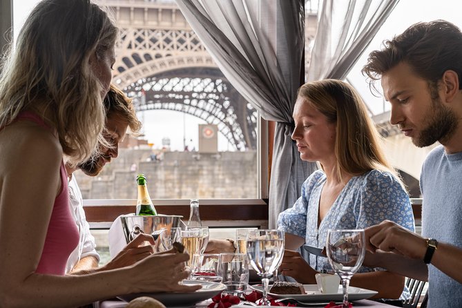 Paris Seine River Gourmet Lunch Cruise With Champagne Option - Meeting Point and Departure Info