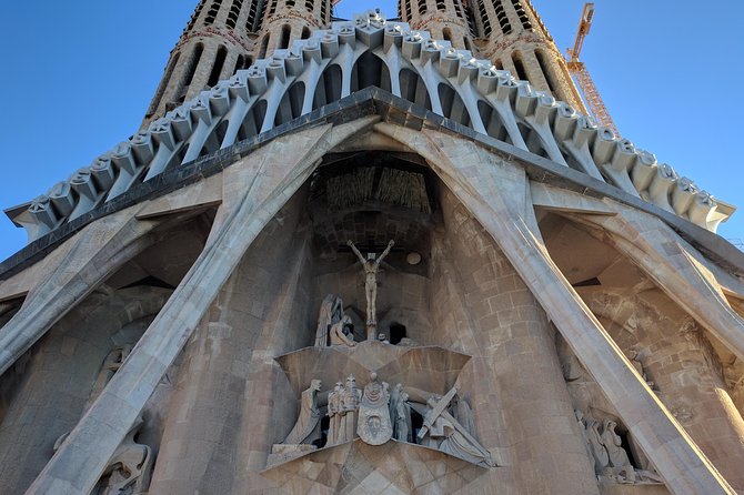 Park Guell and Sagrada Familia, Gaudís Masterpieces Private Tour - Inclusions of the Tour