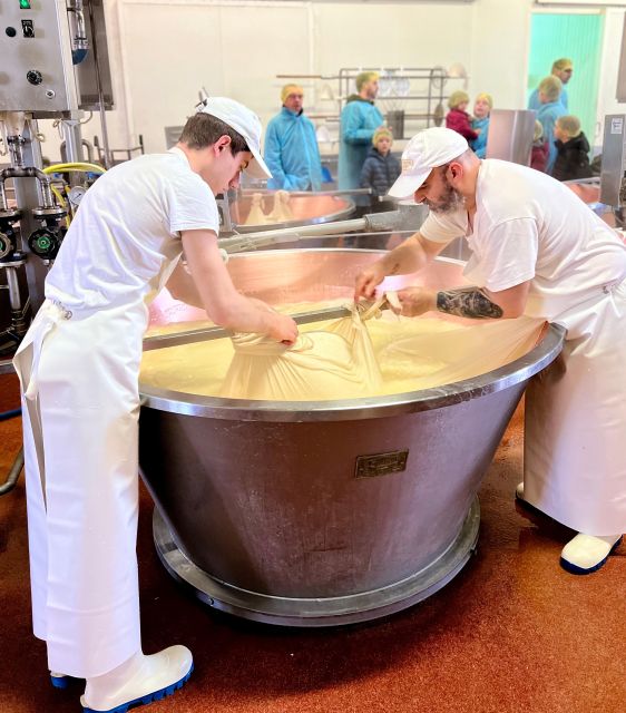 Parmesan Cheese and Balsamic Vinegar Taste&Tour in Modena - Transportation Information