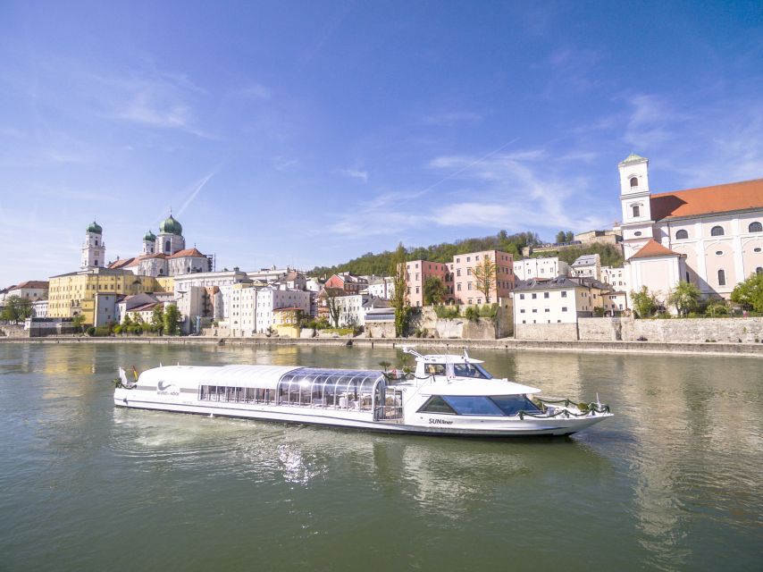 Passau: Floating City Highlights Tour on the Danube and Inn - Onboard Amenities