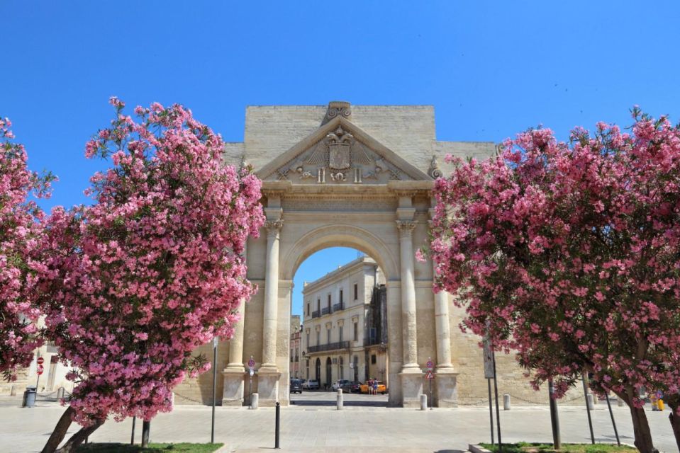 Peaceful Family Walking Tour in Lecce - Exploring Porta Napoli