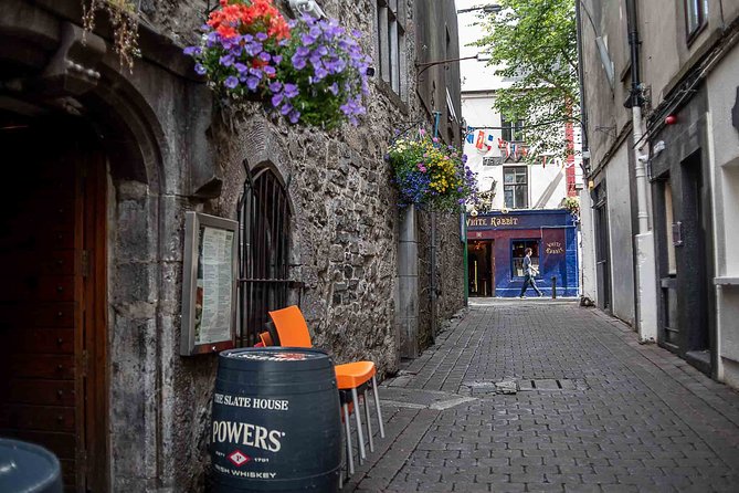 Photography Tour of Galway With an Instagram Influencer - Booking Process