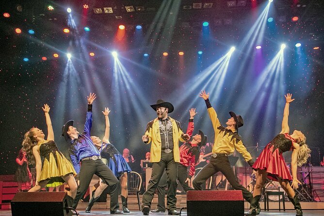 Pigeon Forge: Country Tonite Show Admission Ticket - Family-Friendly Environment