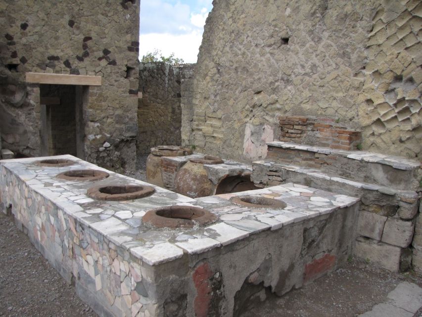 Pompeii, Sorrento, Positano Tour With Guide in Pompeii - Important Information