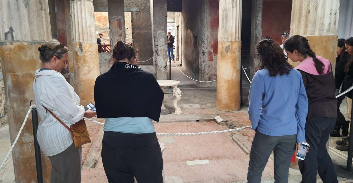 Pompeii: Treasure Hunt Tour With Skip-The-Line Tickets - Tour Highlights and Features