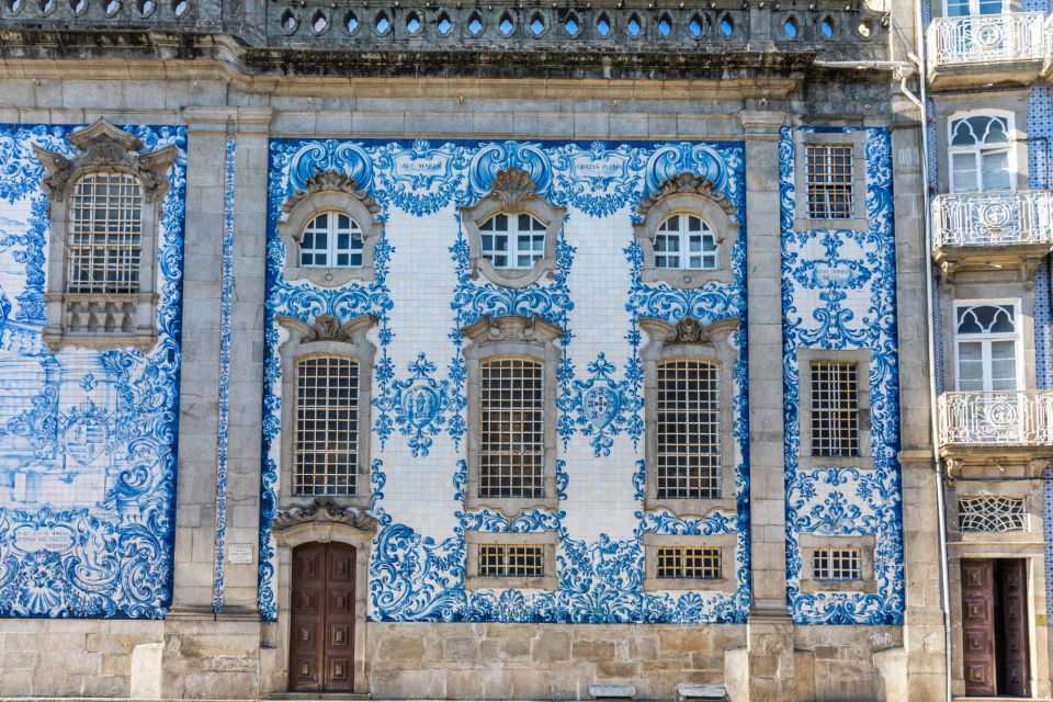 Porto: Highlights Self-Guided Scavenger Hunt and City Tour - Logistics and Requirements