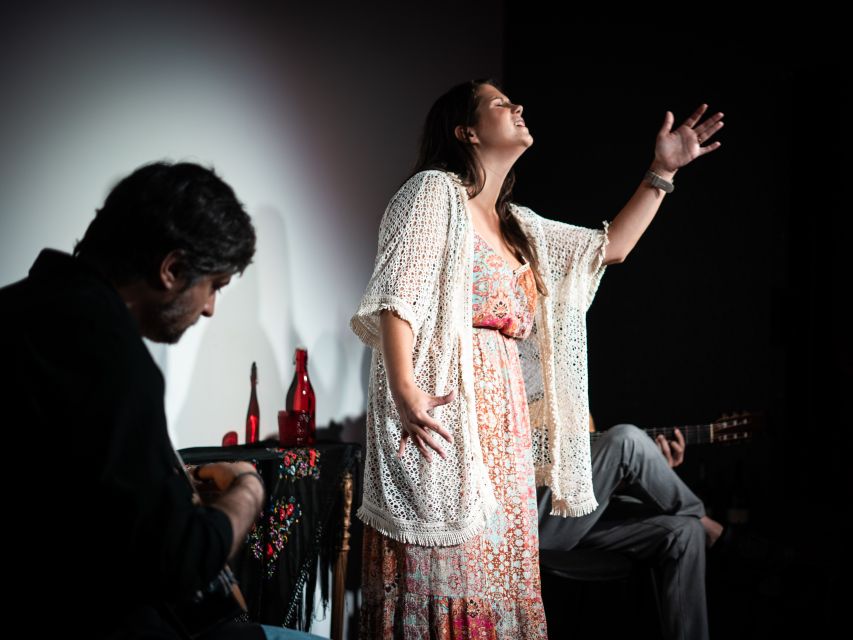 Porto: Live Fado Concert With Glass of Tawny Port Wine - Inclusions and Amenities