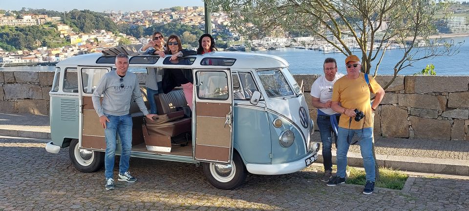 Porto: Volkswagen Kombi Van Tour - Downtown - Iconic Monuments and Landmarks