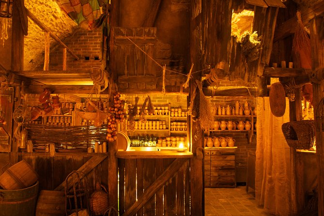 Prague 5 Courses Medieval Dinner and Live Performances - Entertainment Highlights
