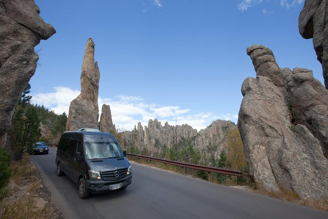 Premiere Private Black Hills Tour: Mt Rushmore, Crazy Horse & Custer State Park - Major Attractions