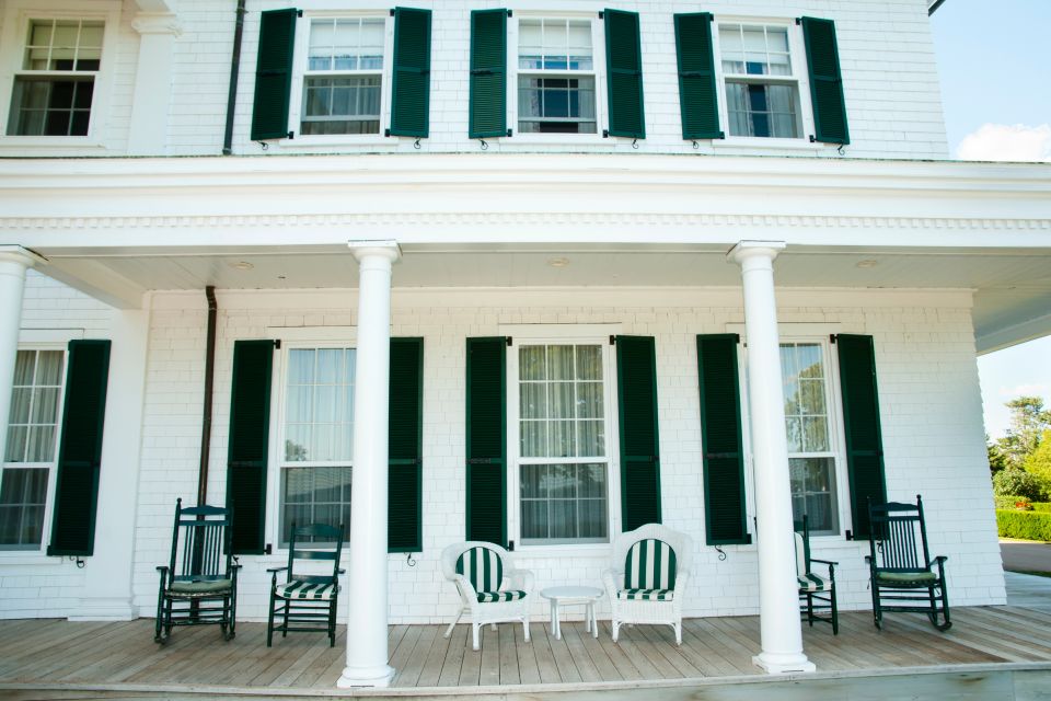 Prince Edward Island: Small Group Charlottetown Walking Tour - Visiting Province House