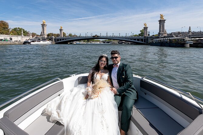 Private Cruise to Discover Paris - Booking and Cancellation Policy