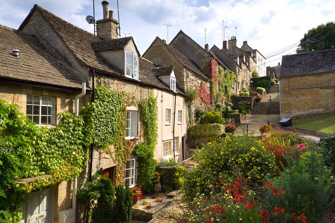 Private Day Tour From Bath to the Captivating Cotswolds - Pickup and Meeting Details