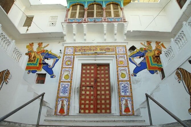 Private Full-Day Trip to Nathdwara, Eklingji Temple With Haldighati From Udaipur - Tips for Travelers