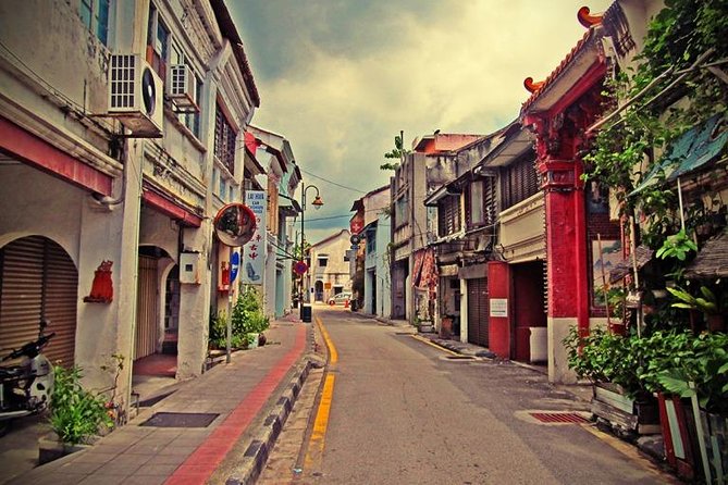 Private George Town UNESCO Heritage Walking Tour - Community and Cultural Insights
