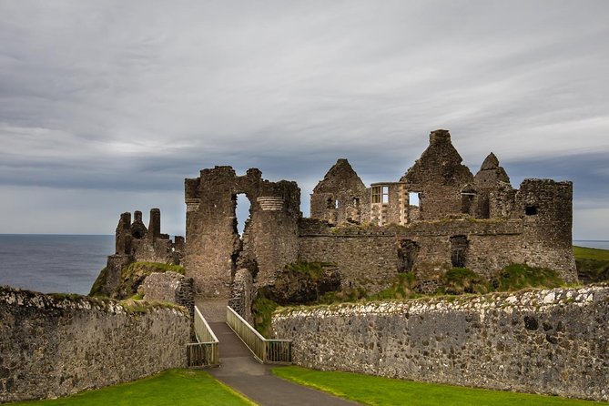 Private Giants Causeway and Antrim Coast Tour - Booking Information