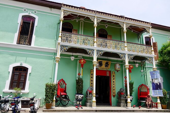 Private Half-Day George Town History Tour - Tour Inclusions and Accessibility