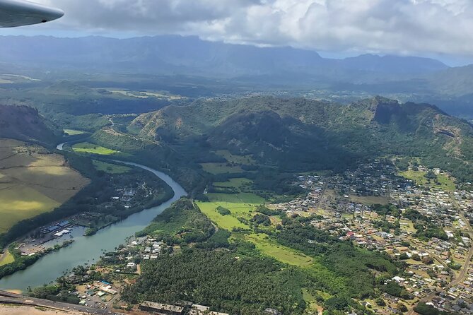 Private Kauai Airplane Tour - Meet Your Pilot