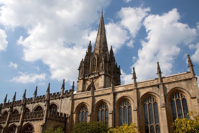 Private Oxford Walking Tour With University Alumni Guide - Historic Landmarks Discovered