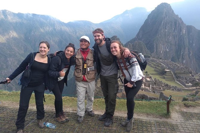 Private Professional Guide in Machupicchu From Aguas Calientes. - Booking Process