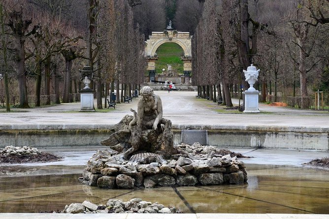 Private Schönbrunn Palace and Gardens Tour - Exploring the Gardens