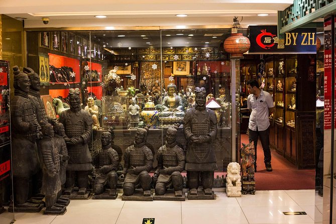 Private Shopping Tour in Beijing - Accessibility Considerations