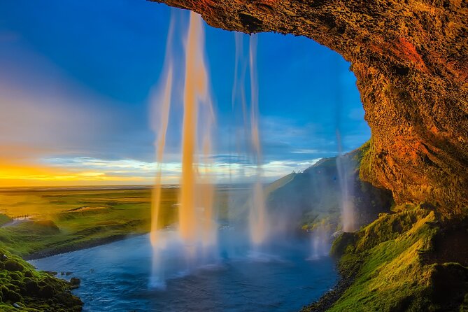 Private South Coast Tour of Iceland Including 6+ Main Attractions - Meeting and Pickup