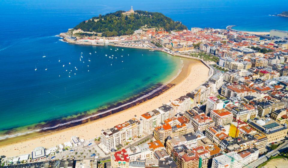 Private Tour of Bilbao & San Sebastian - Transportation and Comfort