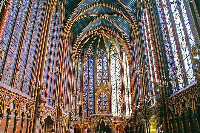 Private Tour: Sainte Chapelle, Conciergerie & Cluny, Through the Latin Quarter - Discovering Sainte Chapelle