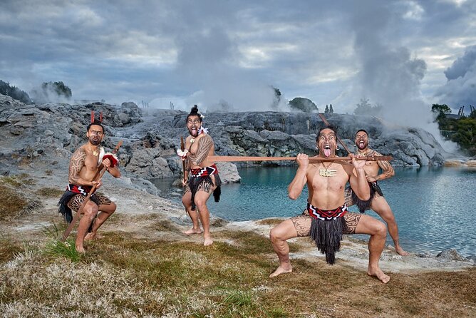 Private Tour to Te Puia, Hangi Buffet Lunch &Cultural Performance - Cultural Experiences at Te Puia