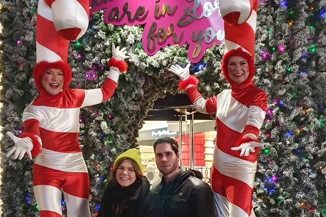 Private Tour: Traditional Black Cab Tour of London's Christmas Lights - Festive Atmosphere and Shopping