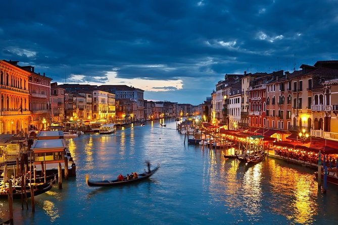 Private Tour: Venice Grand Canal Evening Boat Tour - Accessibility and Booking Details