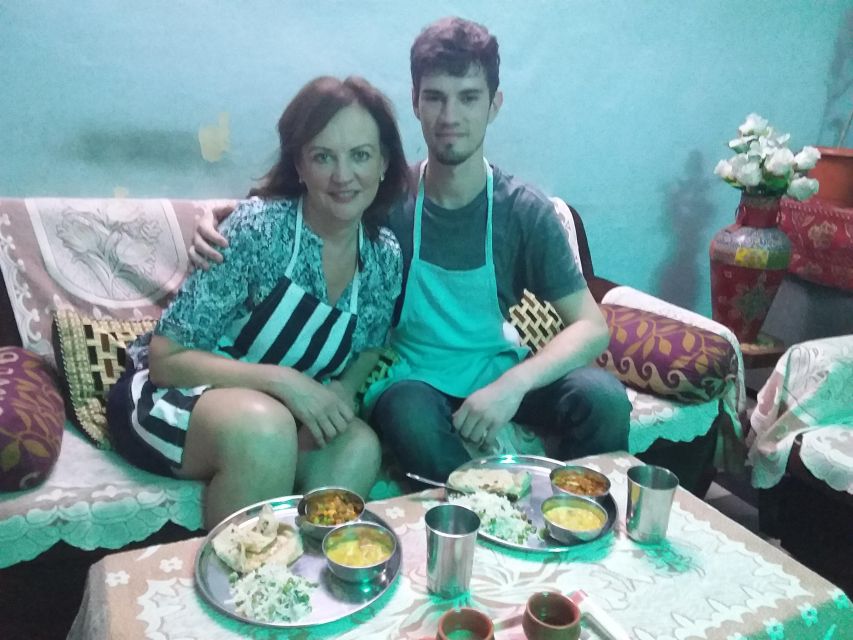 Private Traditional Dinner With an Indian Family in Udaipur - Logistics and Accessibility