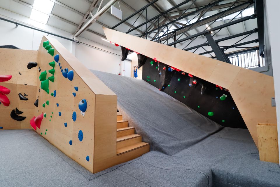 Proa Climbing Center: Indoor Climbing Gym Experience - Frequently Asked Questions