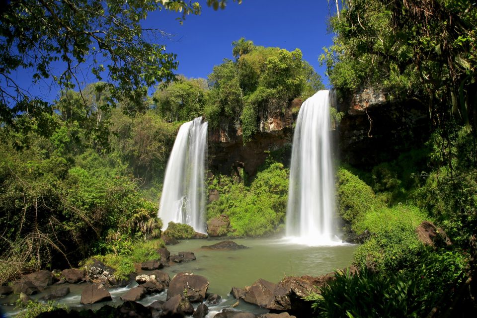 Puerto Iguazú Combo: Iguazu Falls 2 Day Tours + Transfers - Inclusions and Exclusions