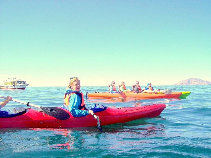 Puno: Kayaking at Lake Titicaca - Uros & Taquile - Taquile Island Experience