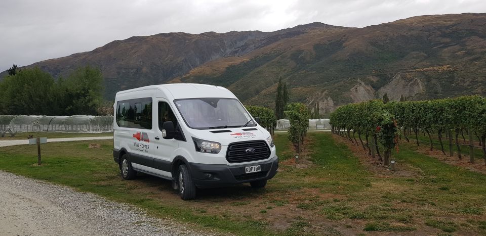 Queenstown & Gibbston Valley Wine Hopper Bus - Meeting Point & Information