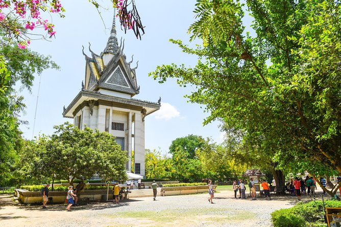 Remnants of a Khmer Rouge Era - The Cheung Ek Killing Fields