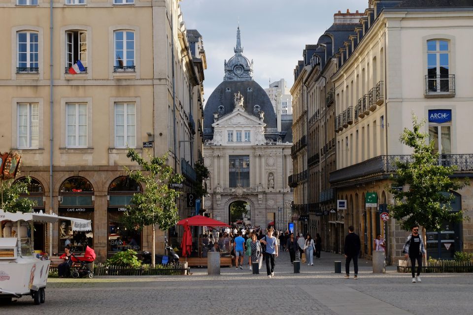 Rennes: Private Guided Walking Tour - Meeting Point Information
