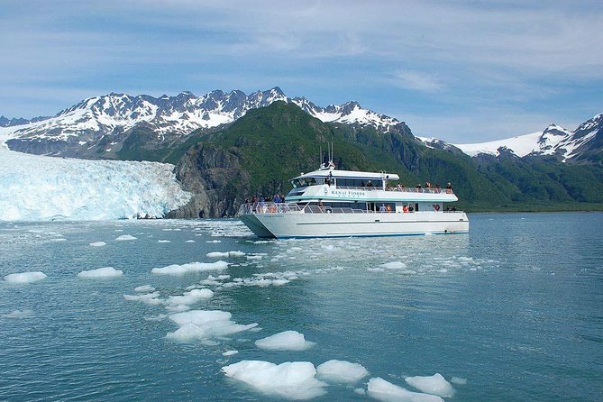 Resurrection Bay Cruise With Fox Island - Dining Experience on Fox Island