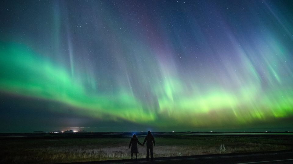 Reykjavik: Northern Lights Hunting and Professional Photos - Scenic Adventure Details
