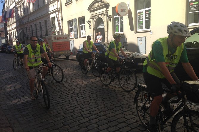 Riga Highlights Bike Tour - Accessibility and Group Size