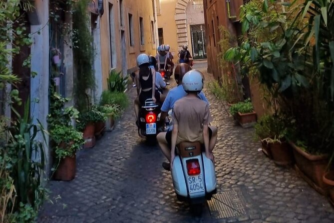 Rome by Vespa With a Local - Traveler Considerations