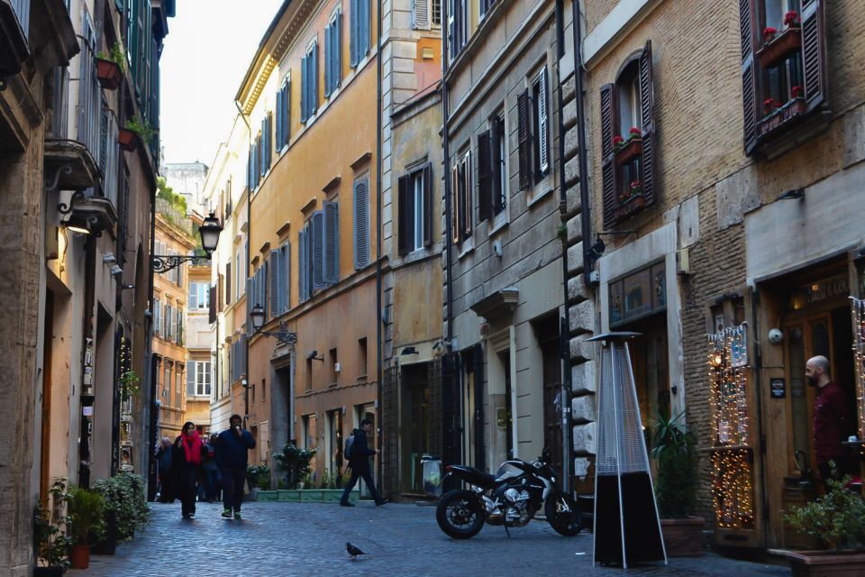 Rome: Campo De Fiori Market & Trevi 4-Hour Food & Wine Tour - Tasting Traditional Specialties