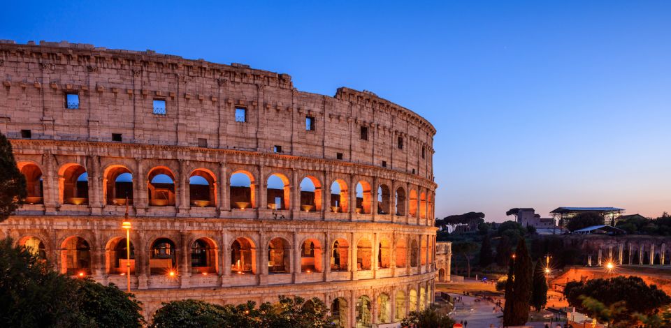 Rome: City Highlights Walking Tour With Local Guide - Guided Experience